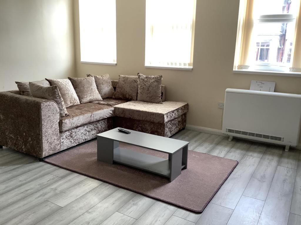 Blackpool Clifton Street Holiday Apartments エクステリア 写真